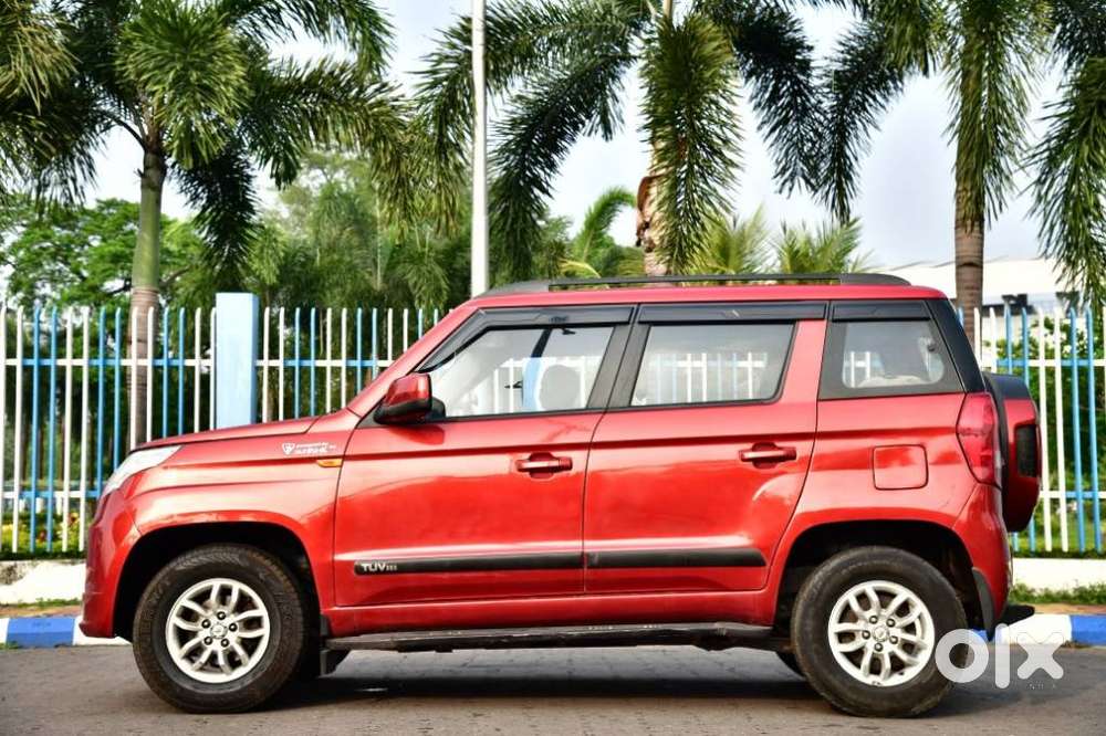Mahindra Tuv 300 T8 Amt, 2017, Diesel