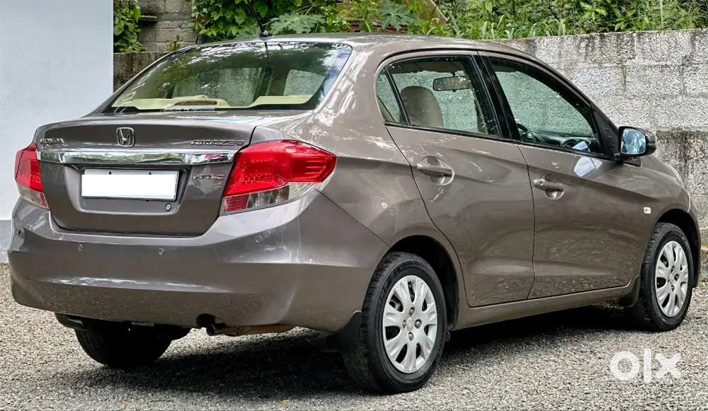 2015 Honda Amaze S Petrol