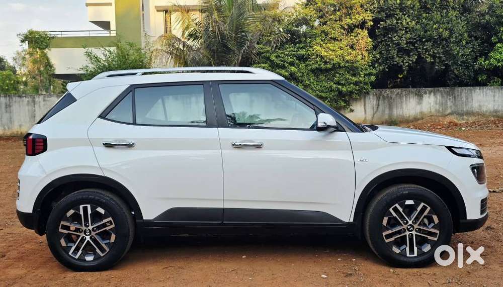 Hyundai Venue S Turbo Dct, 2024, Petrol
