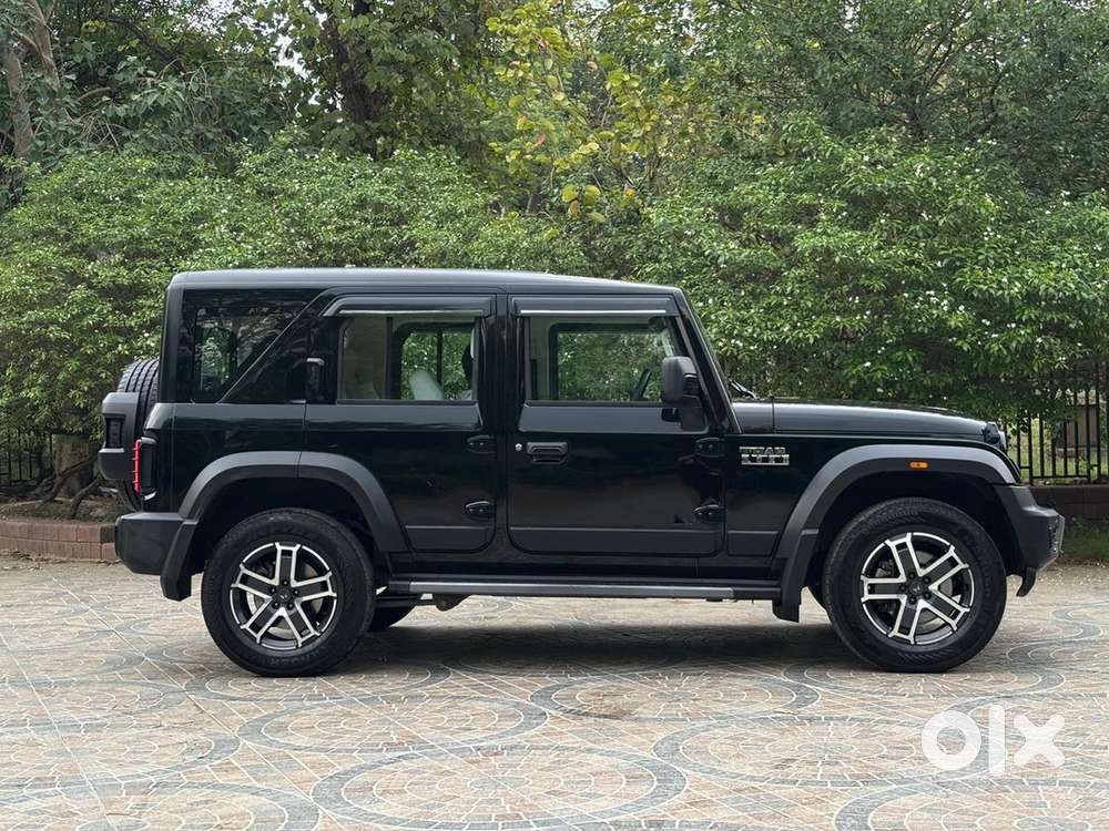 Mahindra Thar Roxx Petrol 2025