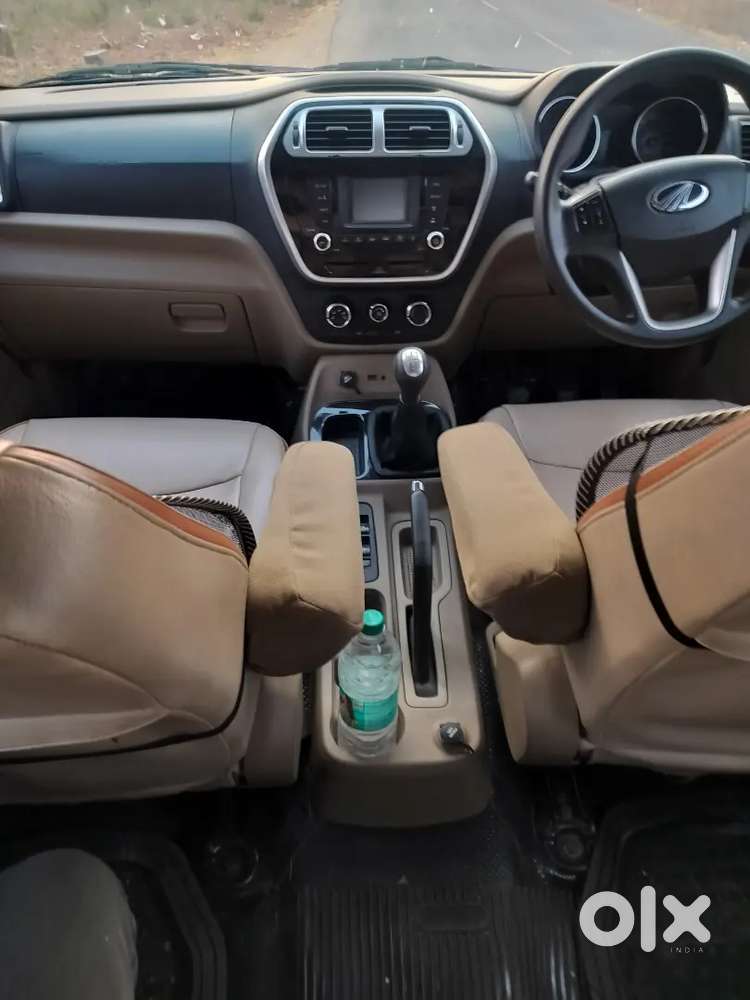 Mahindra Tuv 300 T 8