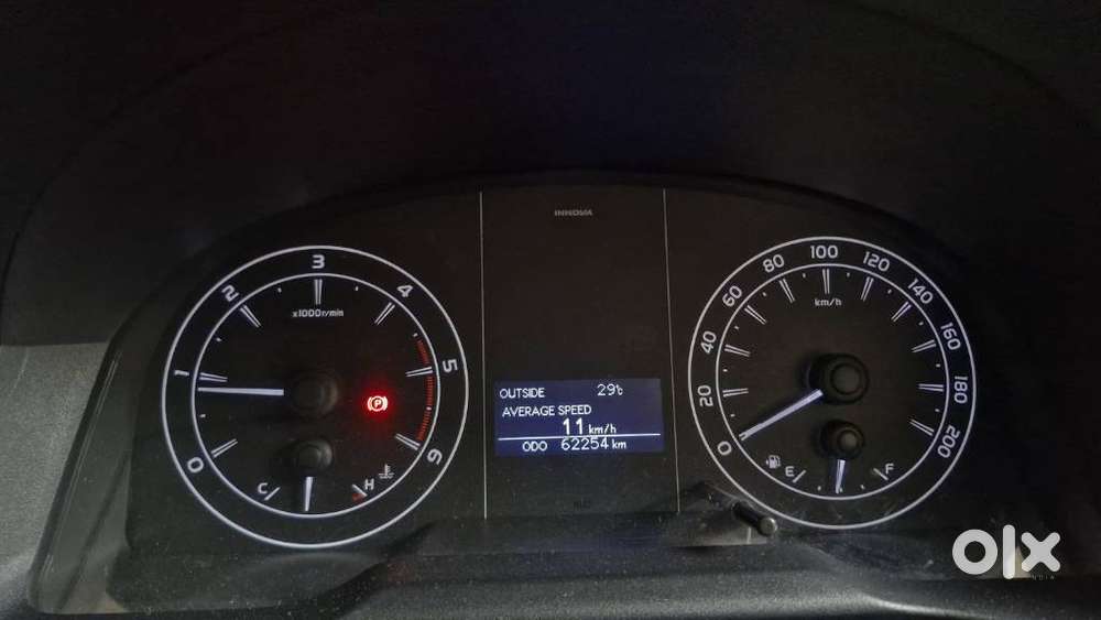 Toyota Innova Crysta [2020-ongoing] 2.4 Gx 7 Str, 2021, Diesel