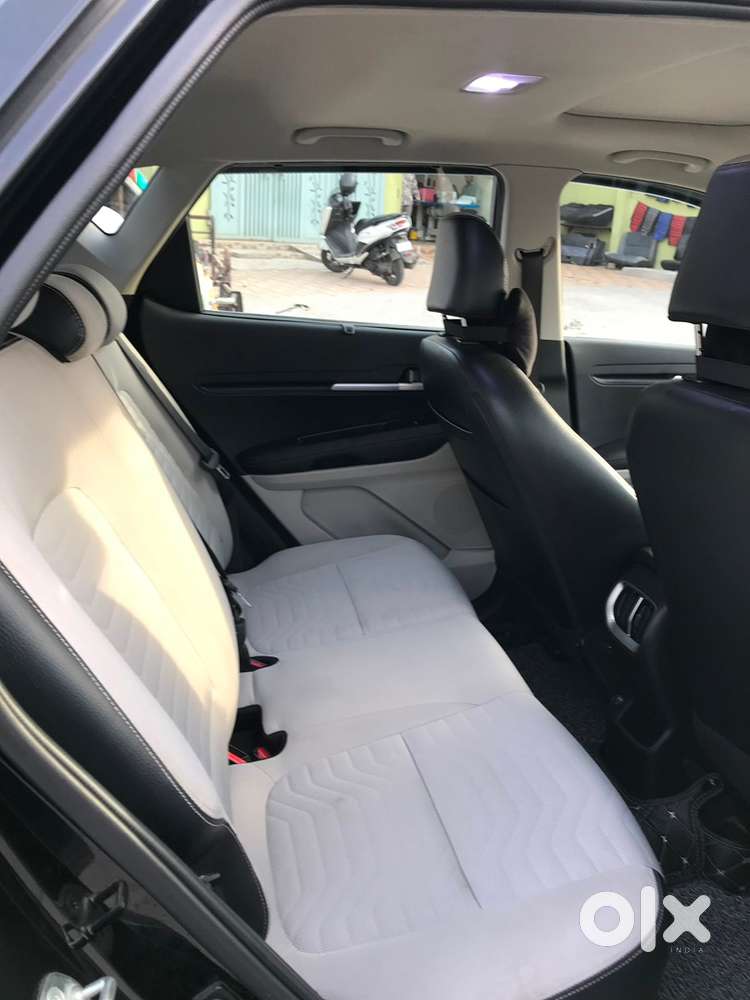 Kia Sonet Petrol 2023