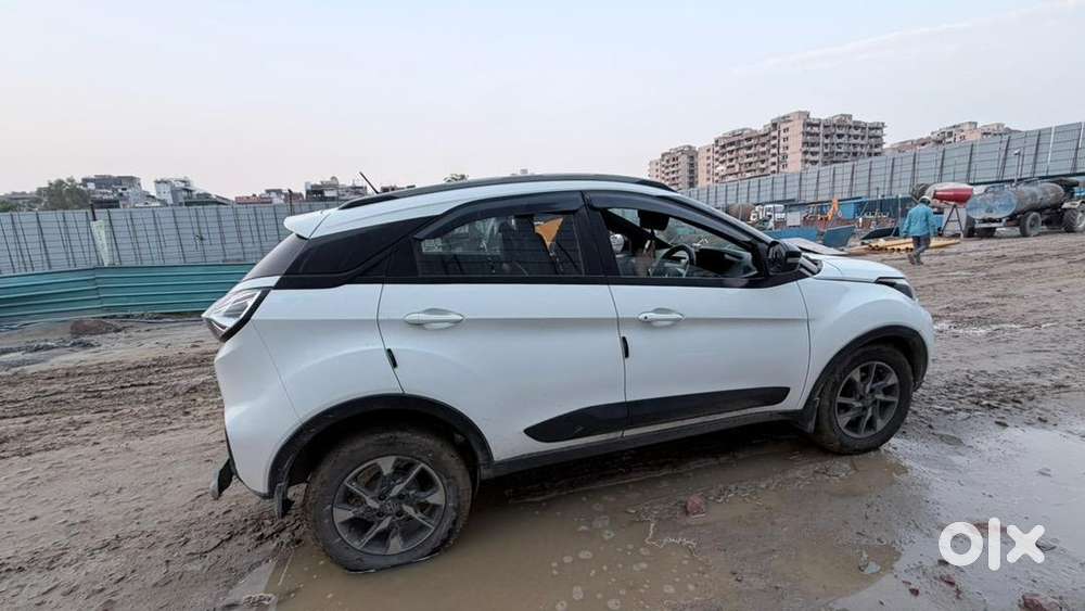 Tata Nexon Diesel Sunroof Single Owner Full Customized Interior”