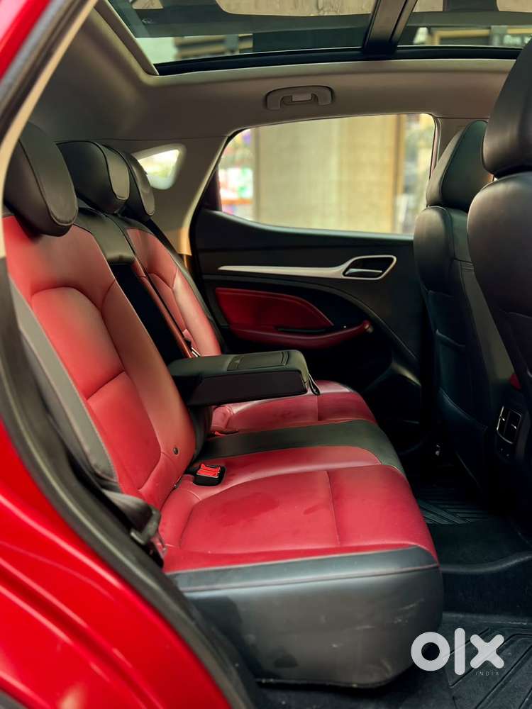 Mg Astor 1.5 Savvy Cvt S Red, 2023, Petrol