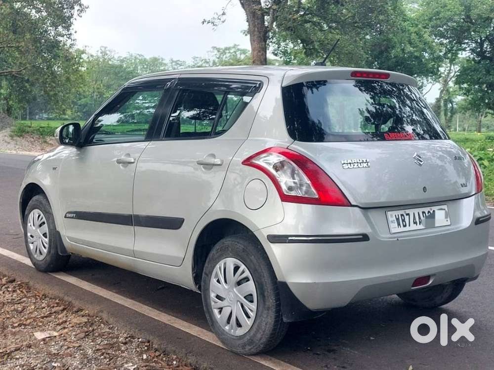 Maruti Suzuki Swift Vxi Abs Bsiv, 2017, Petrol