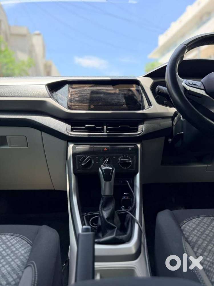 Volkswagen Taigun 1.0 Tsi Highline At, 2023, Petrol
