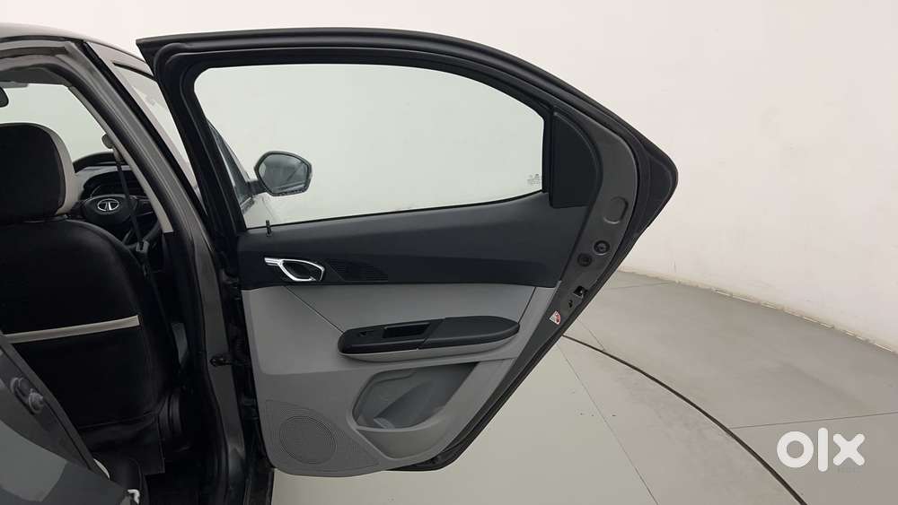 Tata Tiago 1.2 Revotron Xz Plus, 2020, Petrol