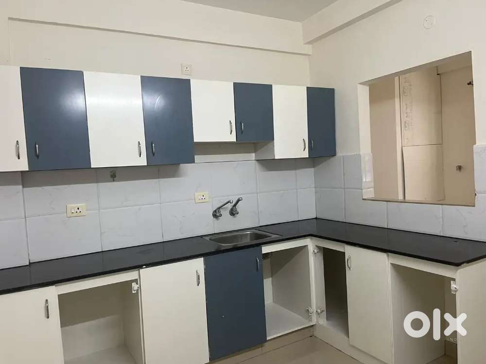 2BHK in Vazhakkala