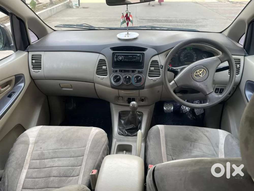 Toyota Innova, 2009, Petrol