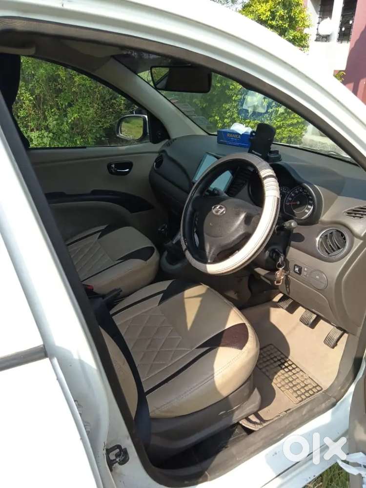 Hyundai I10 2014 Cng & Hybrids 125000 Km Driven