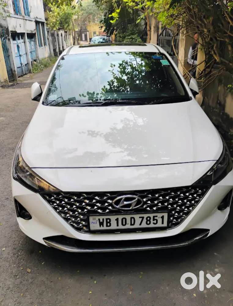 Hyundai Verna 2022 Petrol 21565 Km Driven