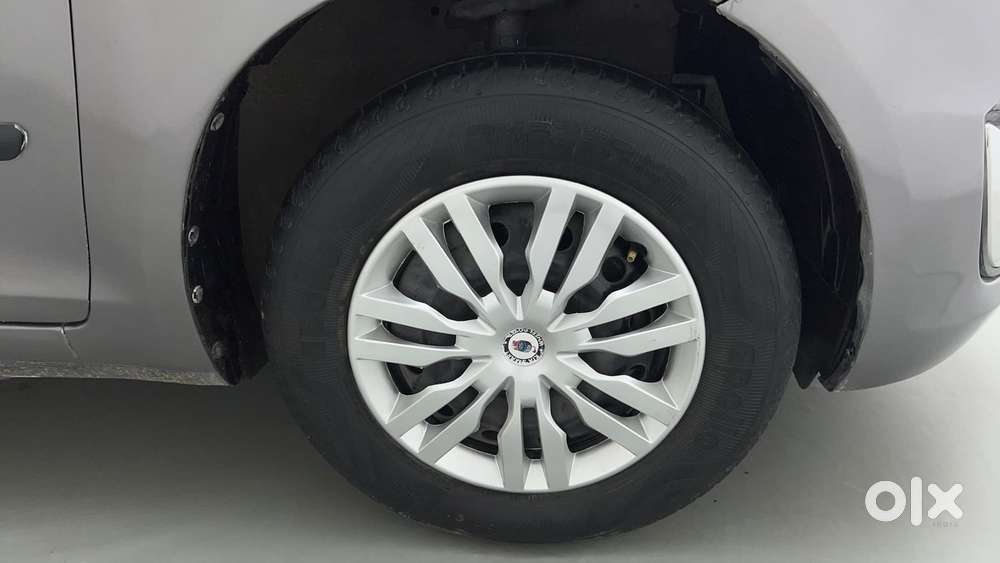 Maruti Suzuki Swift Vvt Vxi, 2015, Petrol
