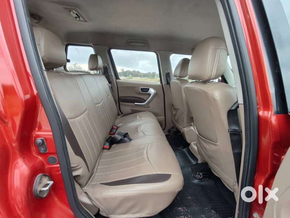 Mahindra Tuv 300 Mhawk100 T8, 2016, Diesel
