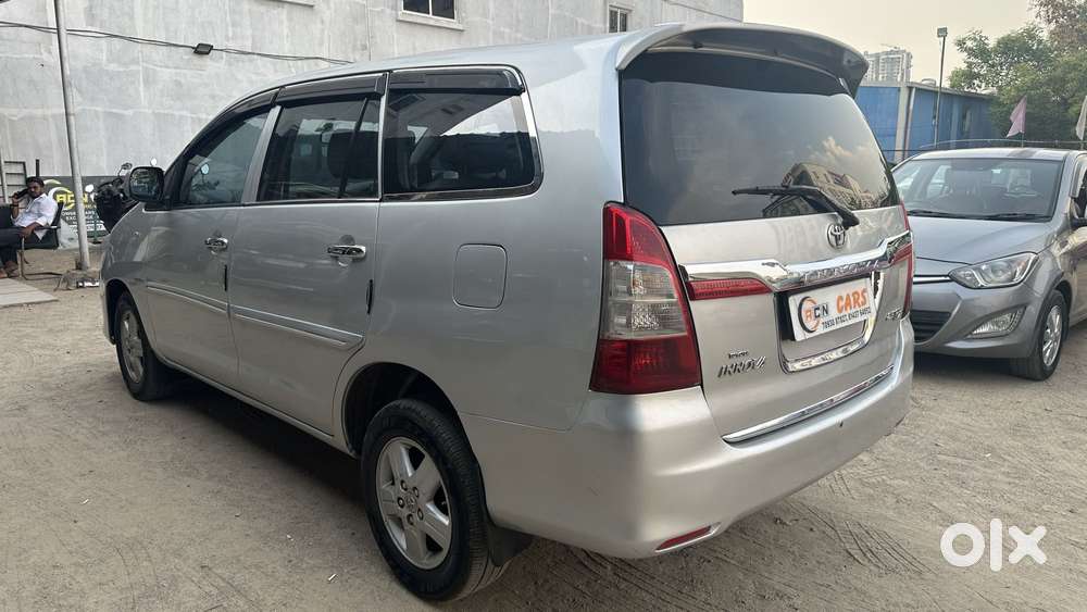 Toyota Innova 2.5 G (diesel) 8 Seater, 2012, Diesel