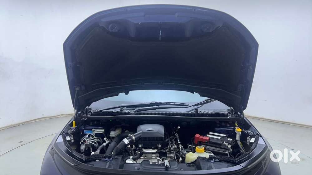 Tata Nexon Pure 1.2 Revotron Petrol 6 Mt, 2026, Petrol