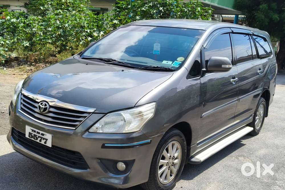 Toyota Innova 2.5 V 7 Str, 2013, Diesel