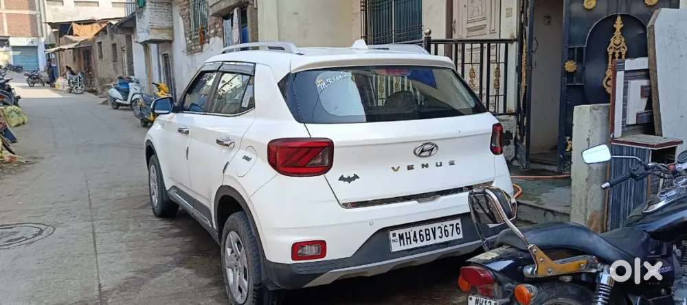 Hyundai Venue Dec 2020 Petrol Good Condition