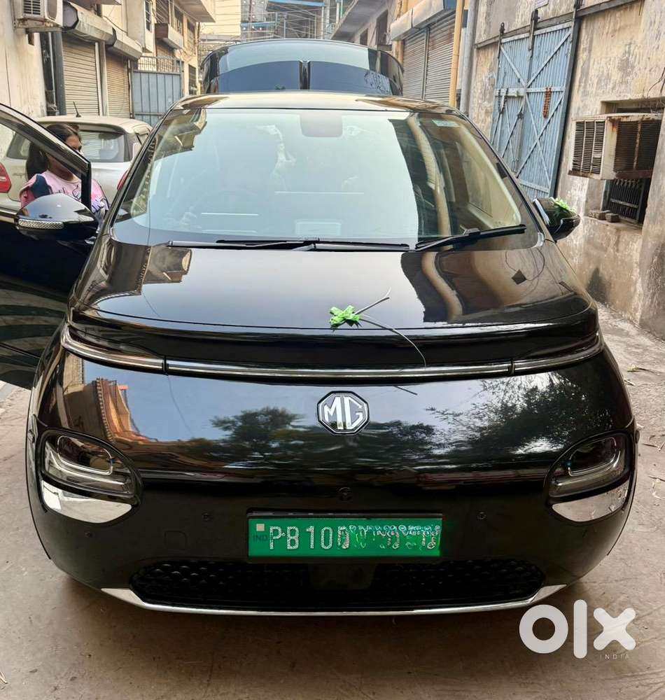 Mg Windsor Ev 2025 Electric 9100 Km Driven