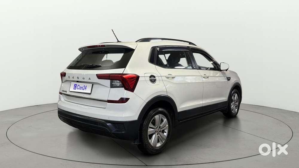 Skoda Kushaq 1.0 Tsi Active, 2023, Petrol