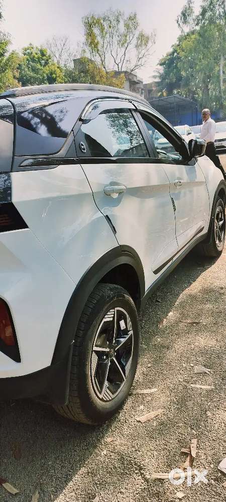 Tata Nexon 2023 Petrol 6 Mt Dt