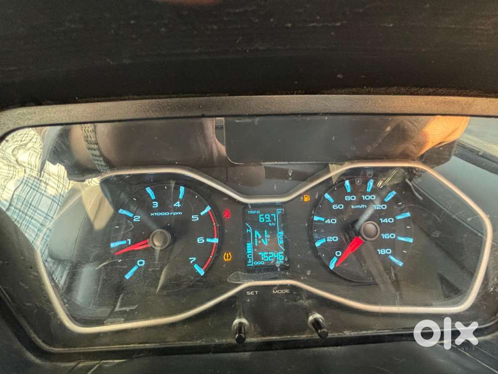 Mahindra Scorpio S10, 2016, Diesel