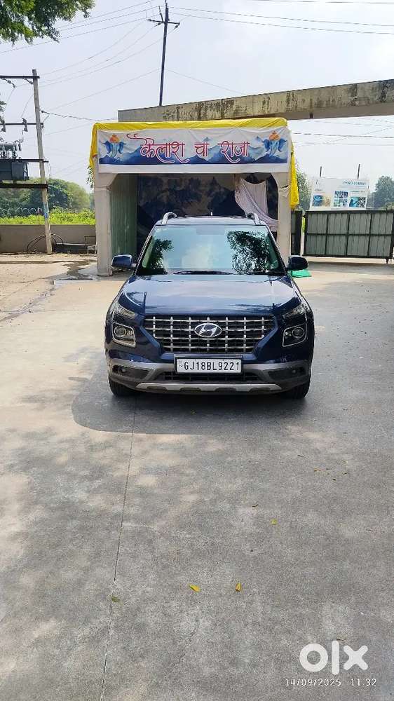 Hyundai Venue 2019 Petrol Well Maintained
