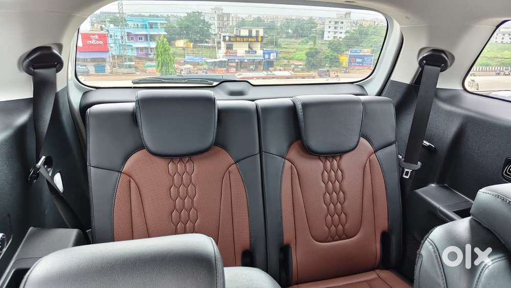 Hyundai Alcazar 2.0 Signature (o) Petrol At 6 Str, 2023, Petrol