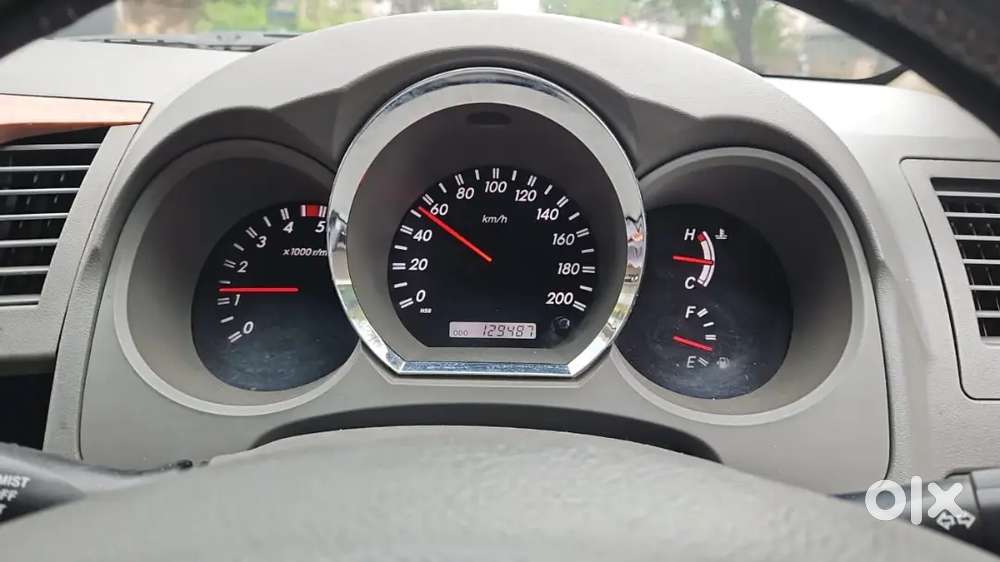Toyota Fortuner 2010