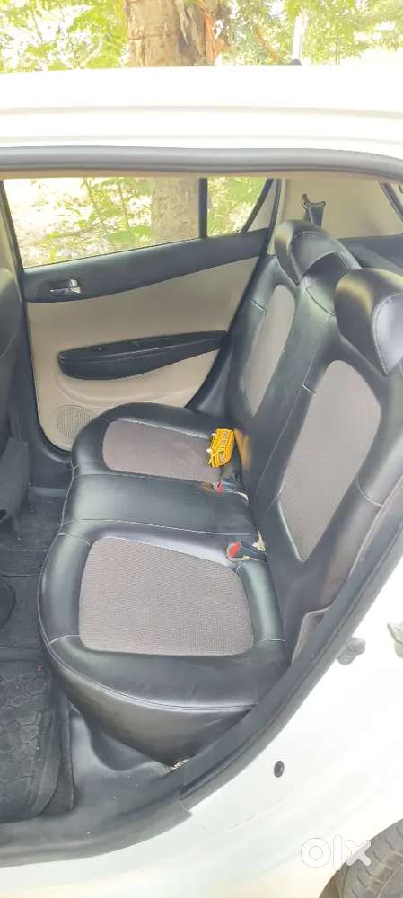 2013 Hyundai I20 Diesel – Well Maintained Premium Hatchback For Sale