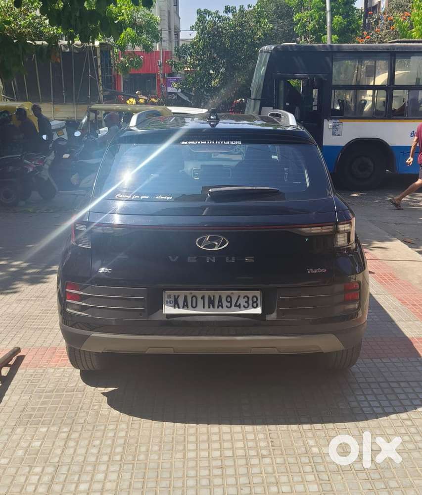 Hyundai Venue 1.0 Sx (o) Turbo Dct, 2023, Petrol