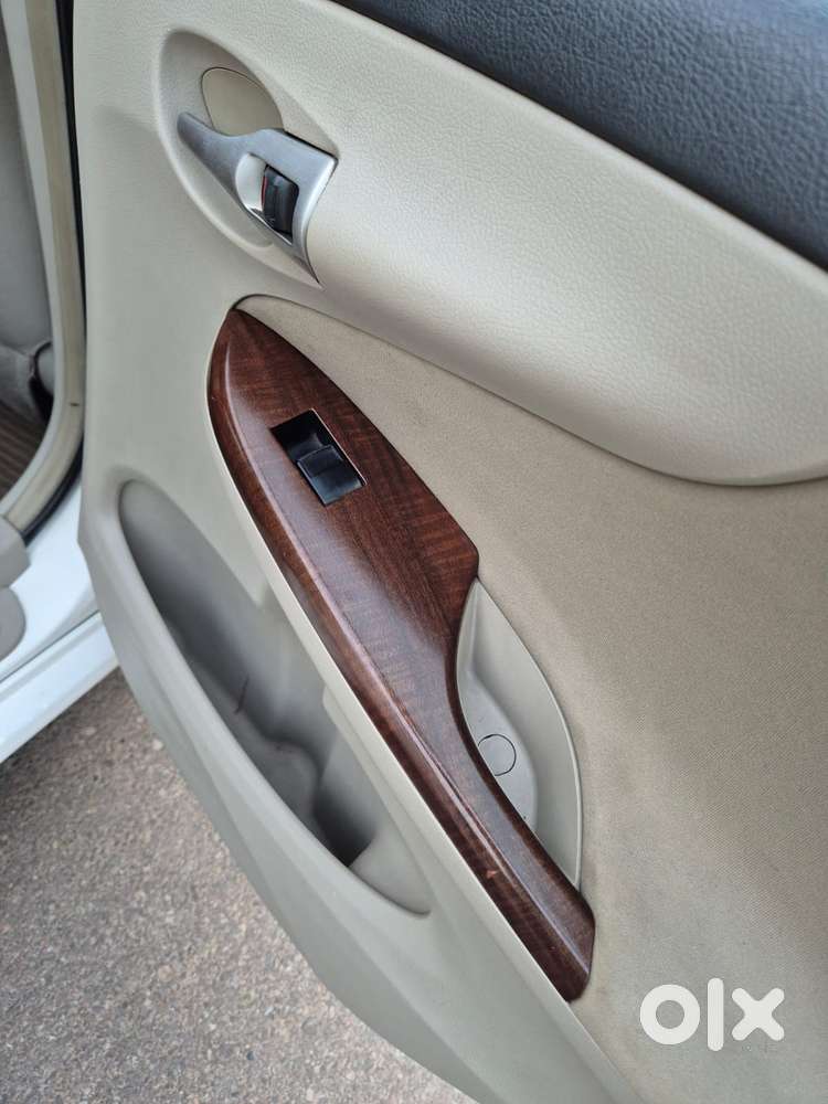 Toyota Corolla Altis G, 2011, Diesel