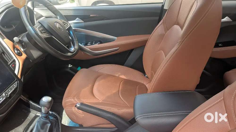 Mg Hector Plus 2022 Petrol Well Maintained