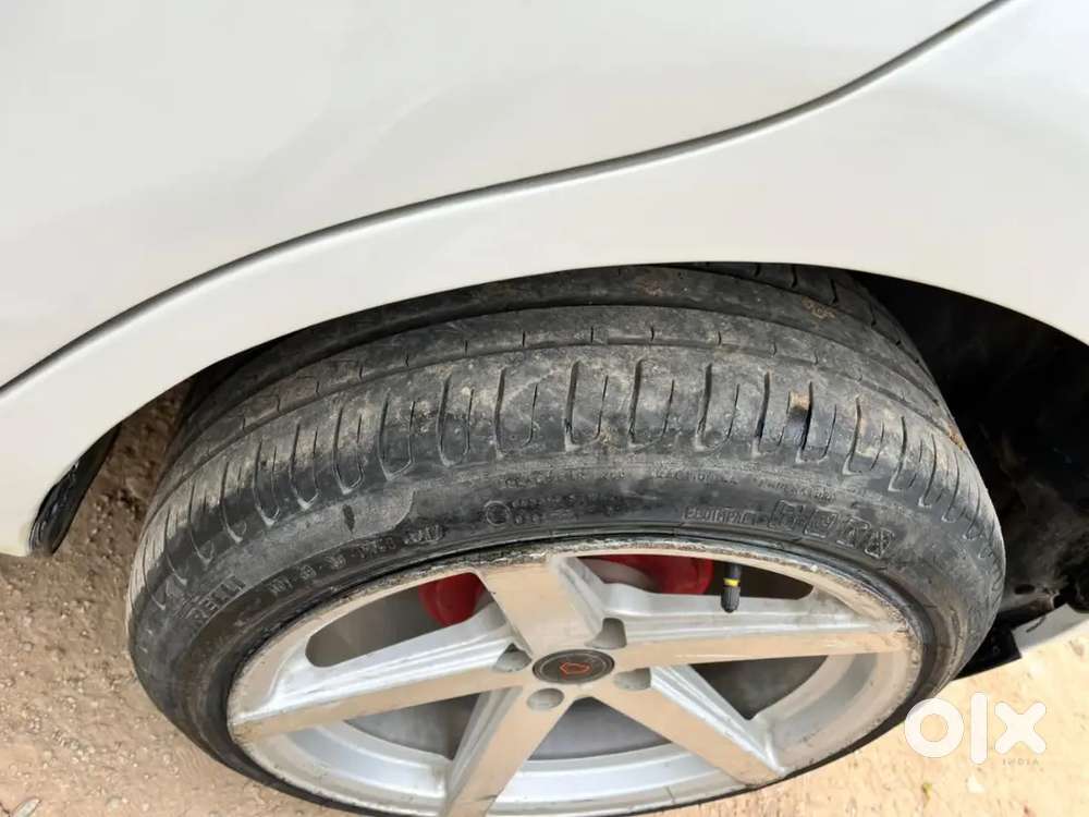 Maruti Suzuki Swift 2022 Petrol 42000 Km Driven