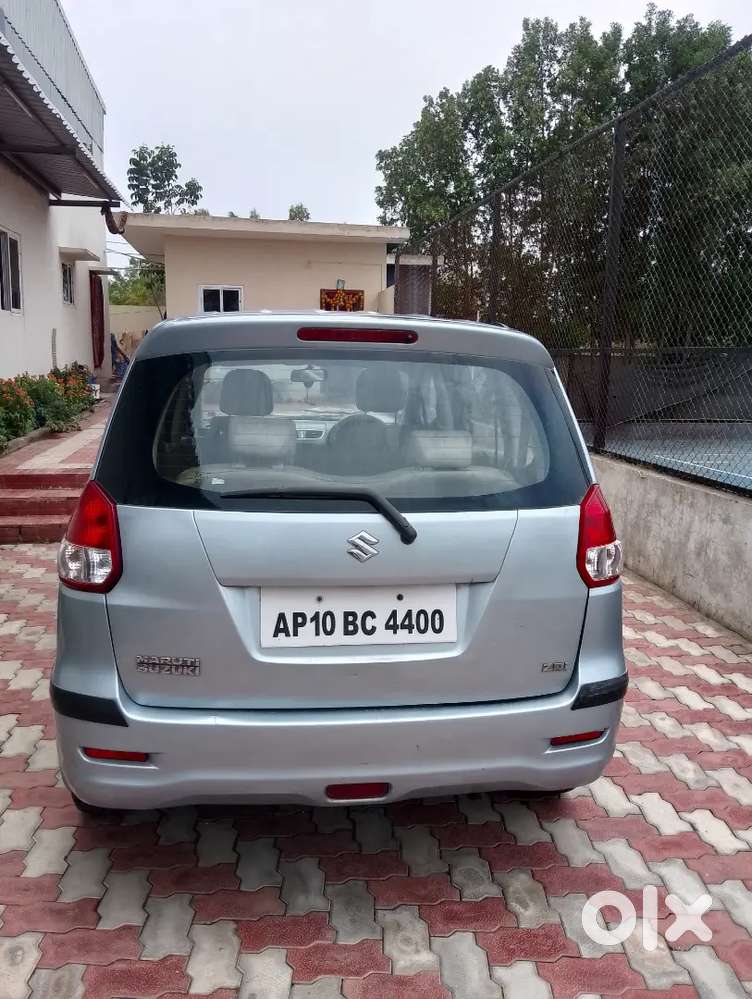 Maruti Suzuki Ertiga 2012 Diesel Well Maintained