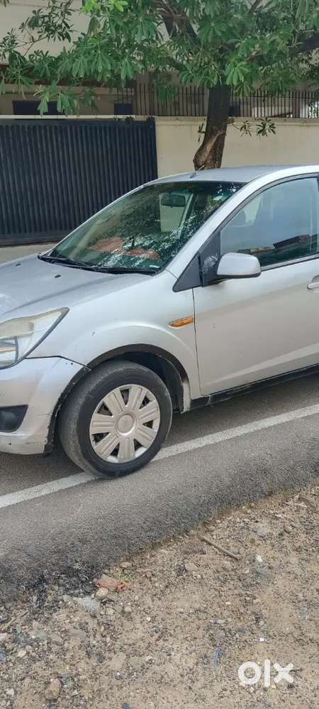 Ford Figo 2010 Petrol Zxi