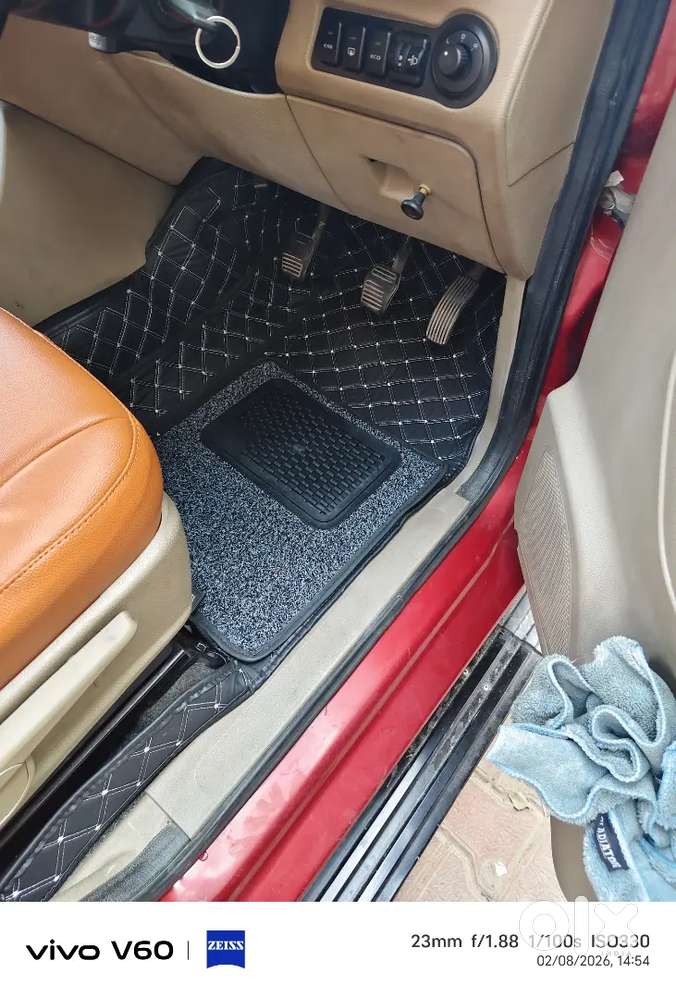 Mahindra Tuv 300 2017 Diesel 180000 Km Driven