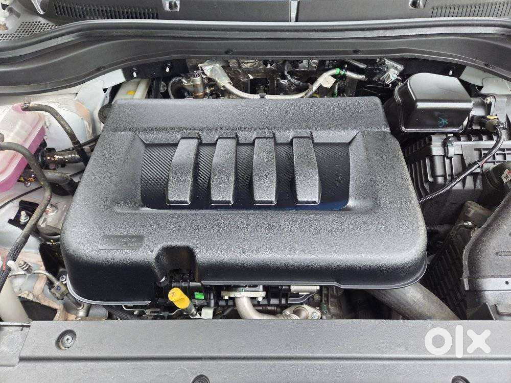 Mahindra Xuv700 2.2 Ax 5 Diesel Mt 7 Str, 2023, Diesel