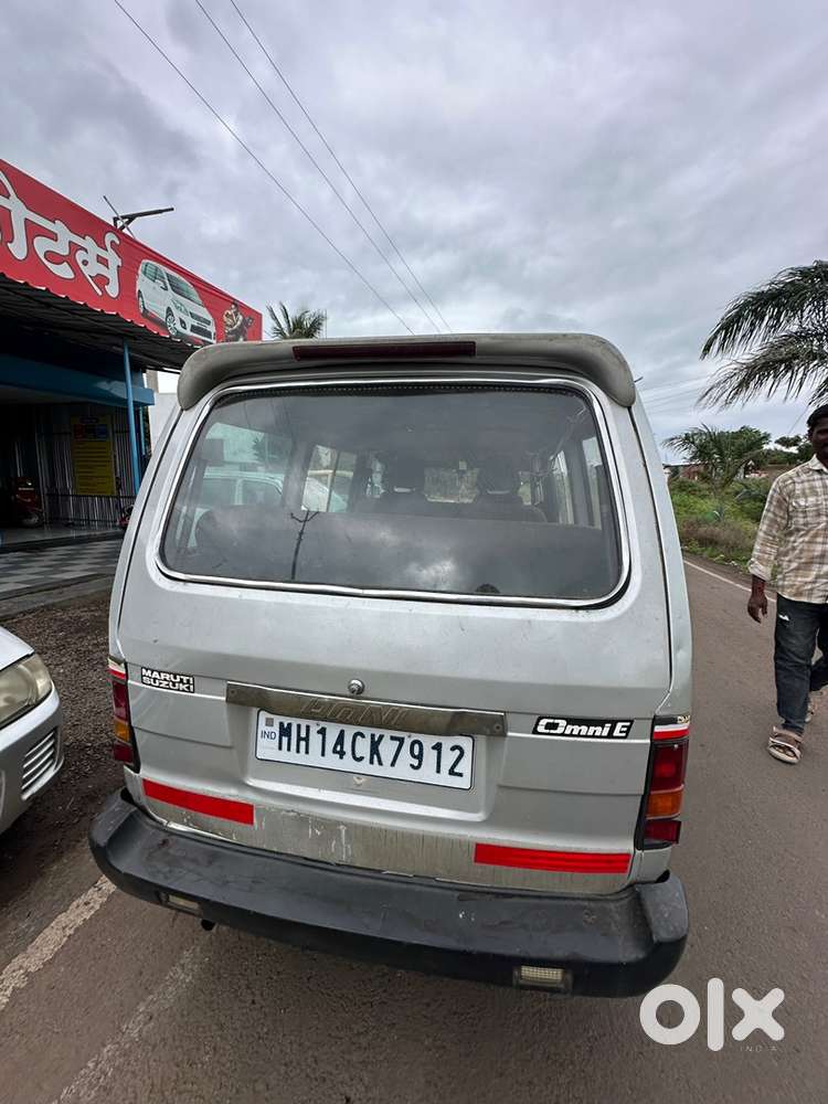 Maruti Suzuki Omni 2010
