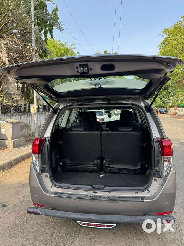 Toyota Innova Crysta 2.7 Gx Mt, 2021, Diesel