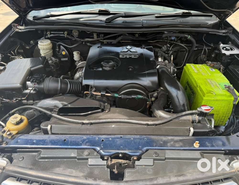Mitsubishi Pajero Sport 2.5 Manual, 2015, Diesel