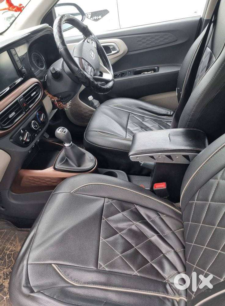 Hyundai Aura 1.2 Sx Cng, 2025, Cng & Hybrids