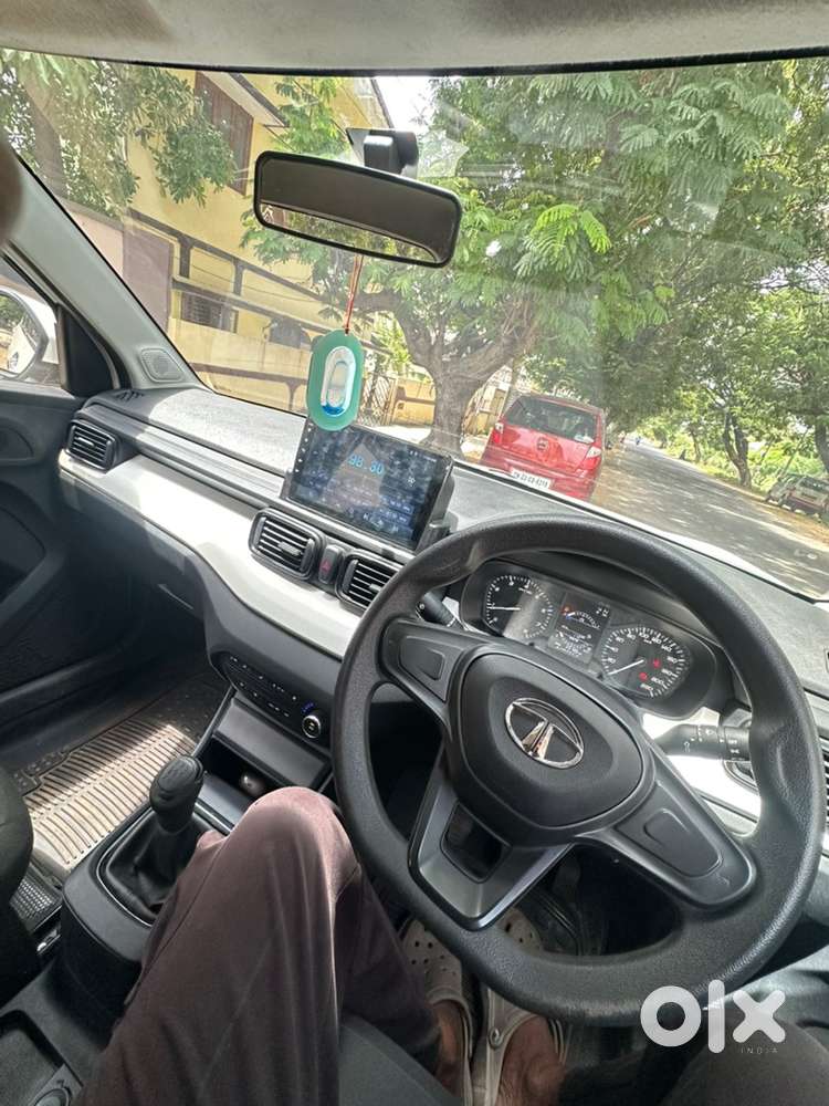 Tata Punch Petrol 2323