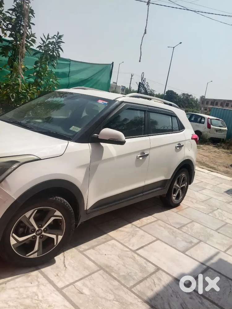 2 Key . With Company Record Chali Hai. Hyundai Creta