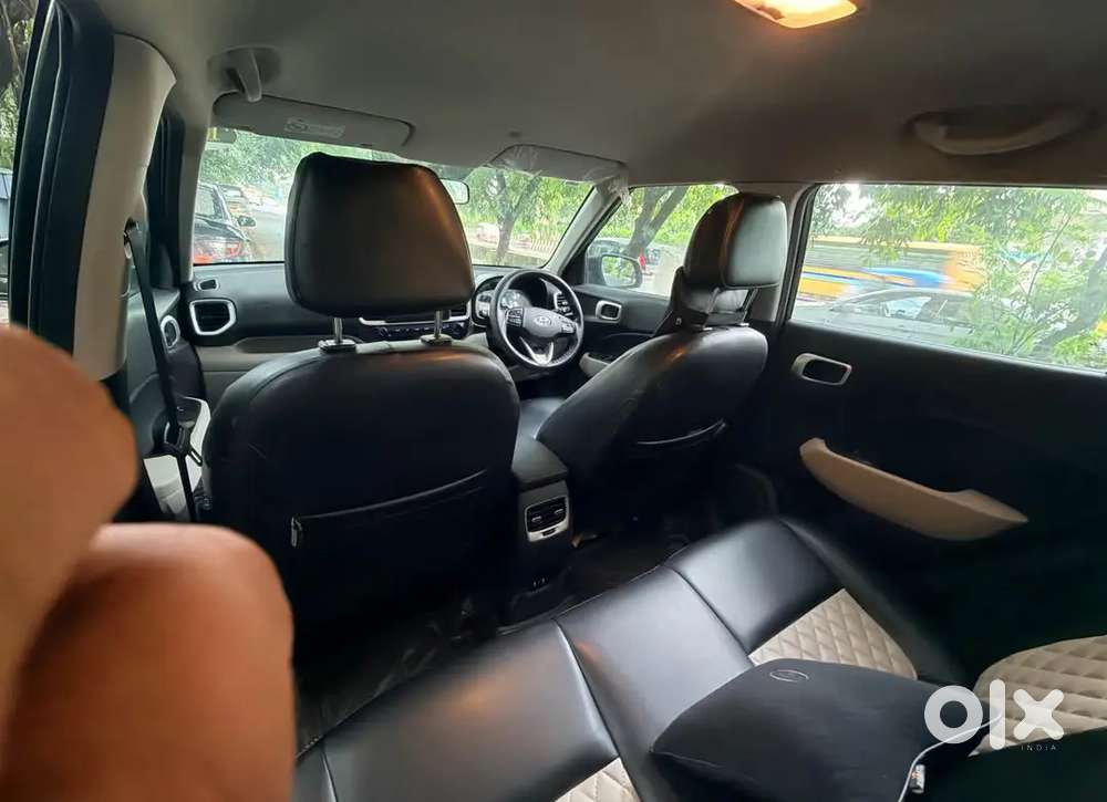 Hyundai Venue Petrol Manual 2022