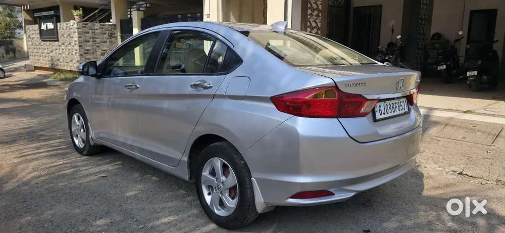 Honda City 2014 Cng & Hybrids 940000 Km Driven