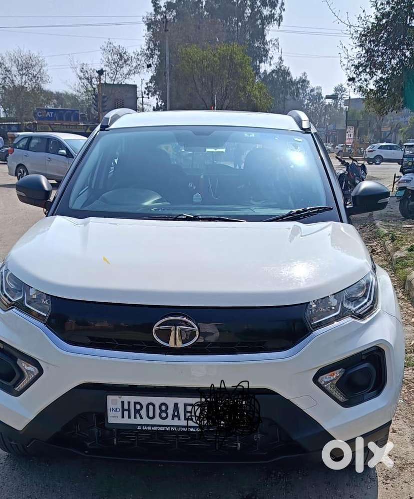 Tata Nexon  September 2022 Petrol Well Maintained