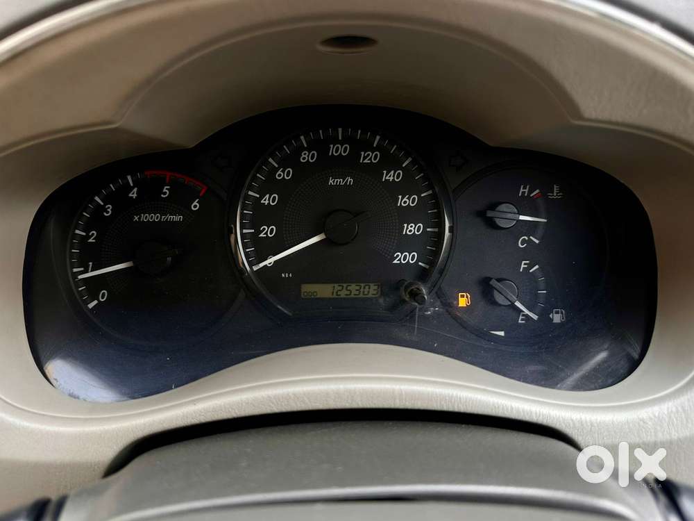 Toyota Innova 2.5 G (diesel) 7 Seater Bs Iv, 2013, Diesel