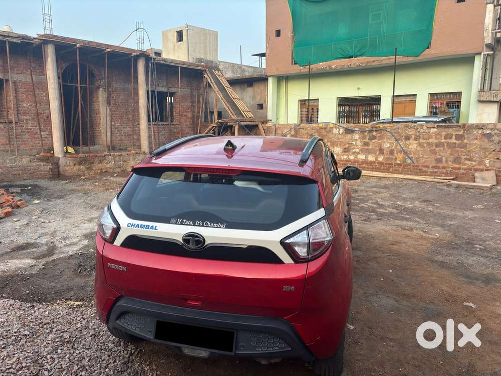 Tata Nexon Petrol Manual 2018