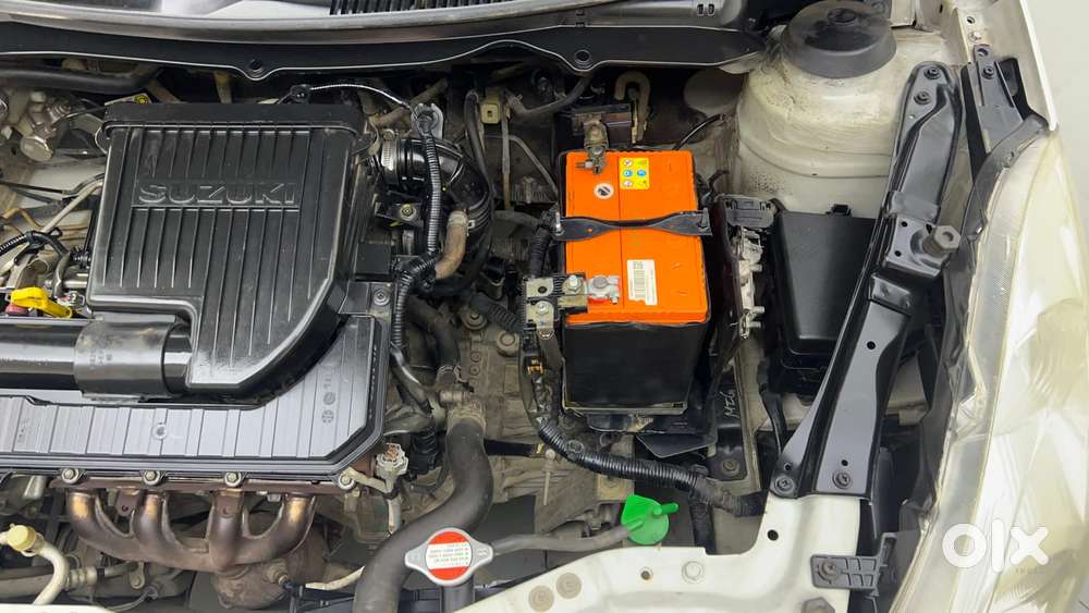 Maruti Suzuki Swift Vvt Vxi, 2016, Petrol